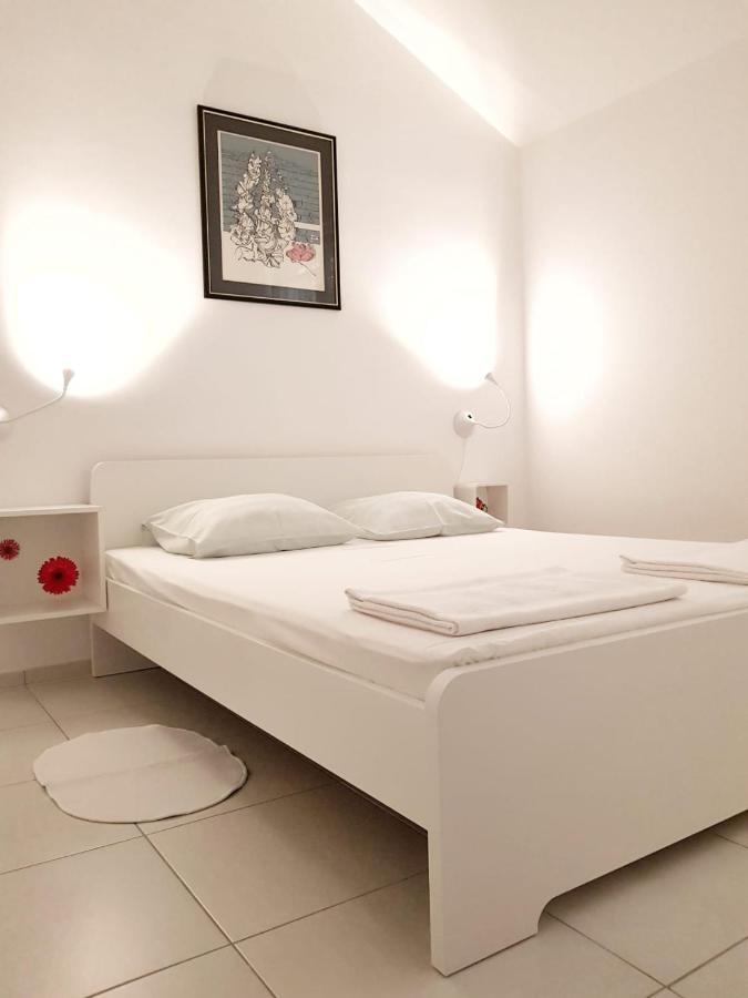 Apartmani Vrancic Mandre Buitenkant foto